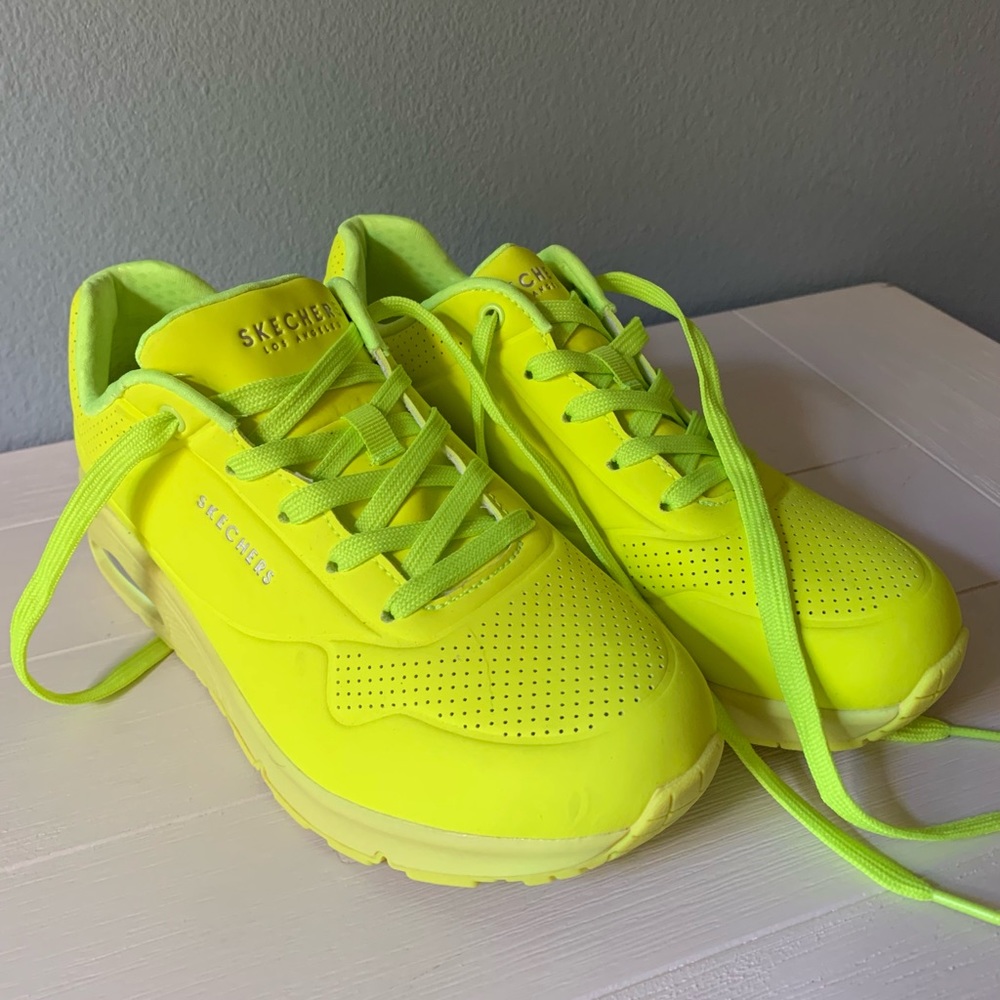 Brand new neon sketchers sneakers